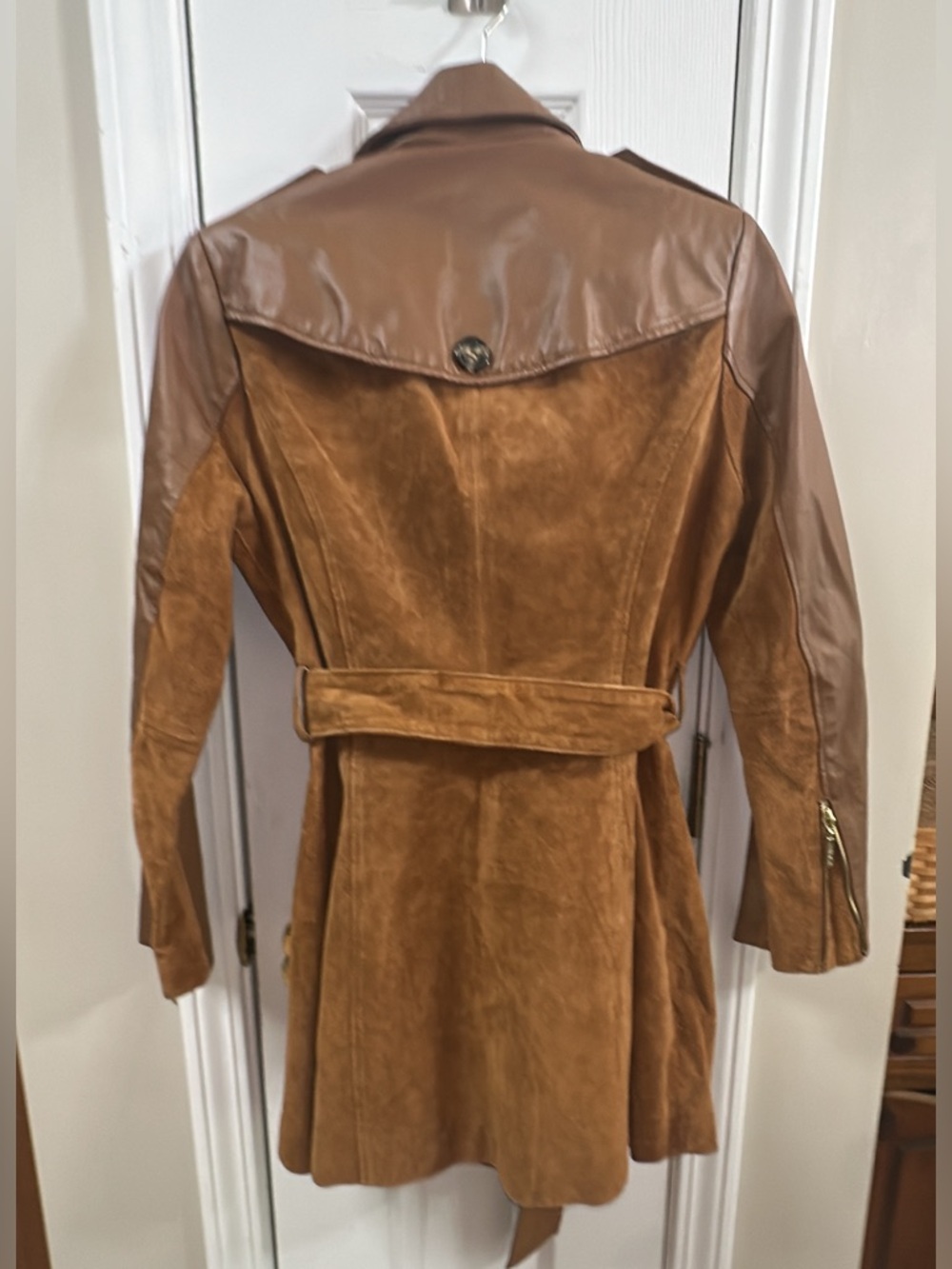 IMAN Two-Tone Brown Suede and Leather Trench Coat (mix26) - Picture 2 of 11